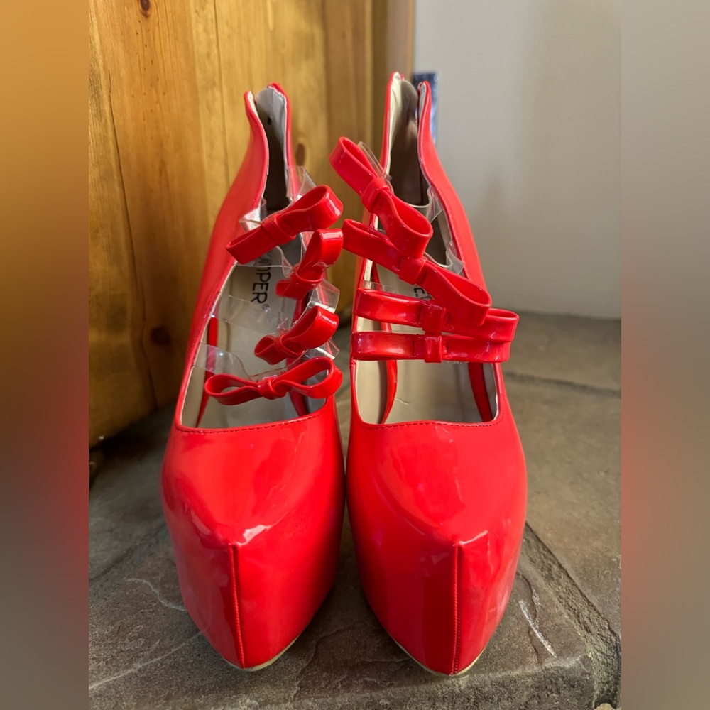 Women’s platform heels